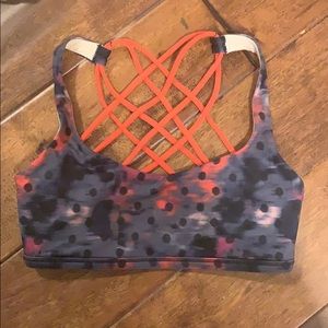 Lululemon free to be bra